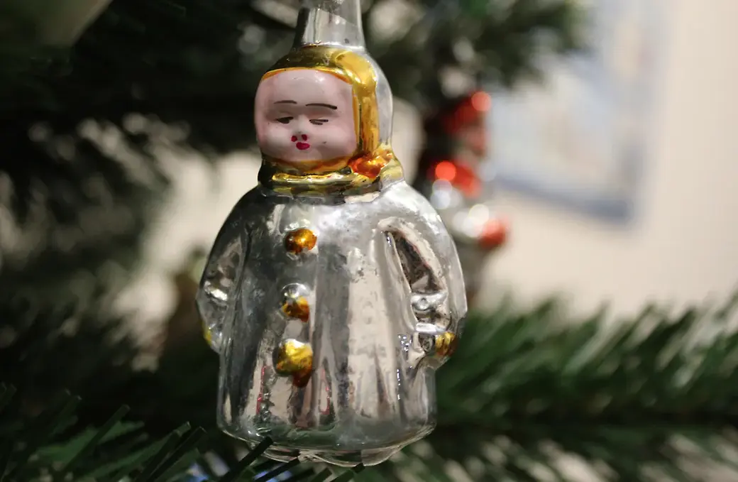 20.12.2021 год. Могилев. Выставка советских елочных игрушек Галины Жук в этнографическом музее Могилева