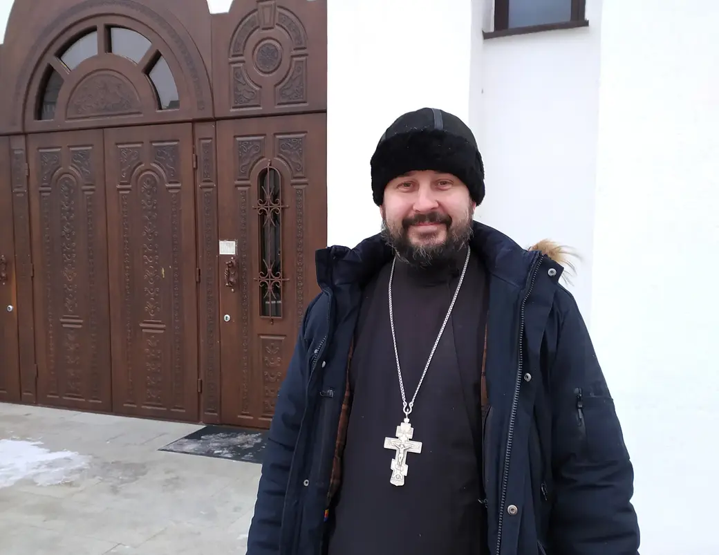 Настоятель храма в аг. Межисетки иерей Виктор Никишов