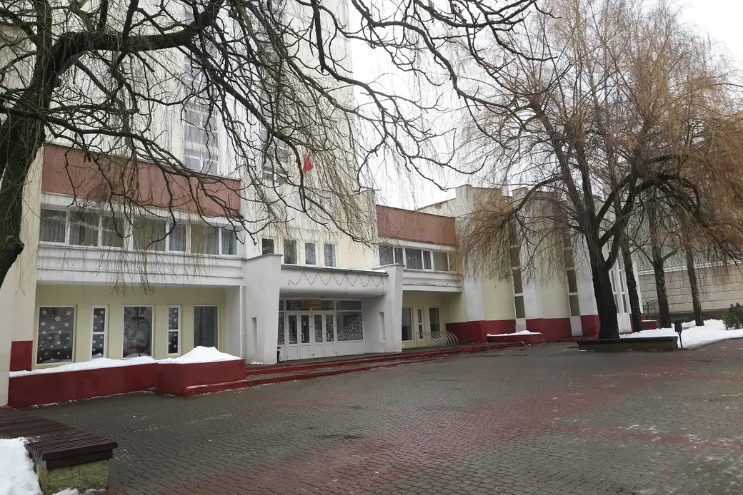 И Данила, и Кирилл днями пропадают в альма-матер - Могилевском государственном колледже искусств (до 1.07.2021г. учебное заведение называлось Могилевский государственный