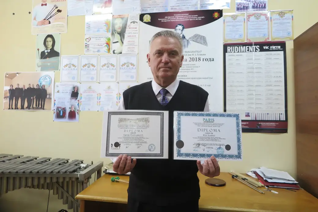 Александр Лущенков, когда узнал о блестящих результатах своих подопечных на европейских конкурсах, вначале подумал, что его разыгрывают