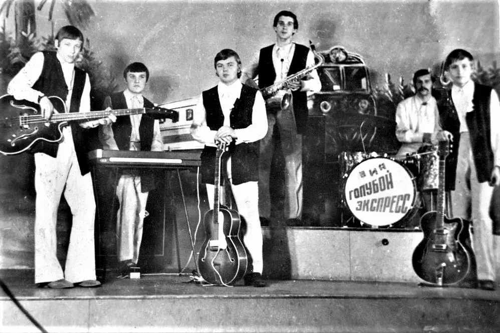 Саша Пивоваров, Сергей Борисов, Коля Сидоренко, Женя Марецкий, Саша Метельский, Лёня Ковалёв. Могилев, первая половина 1970-х годов.