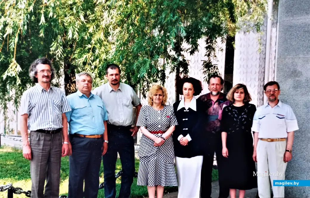 Владимир Браиловский с коллегами по работе. Могилев, 1990-е годы.