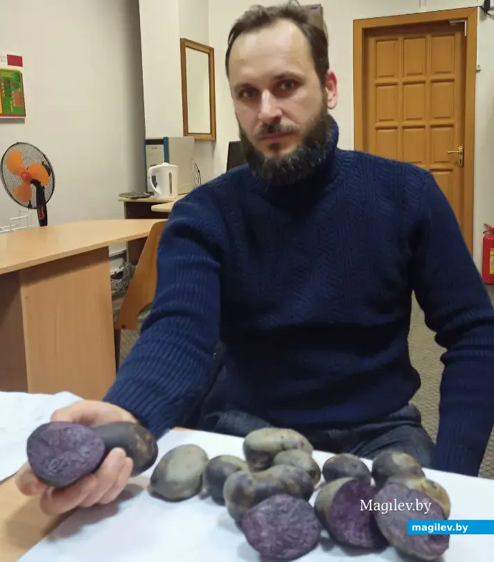 Юрий Карпенко.