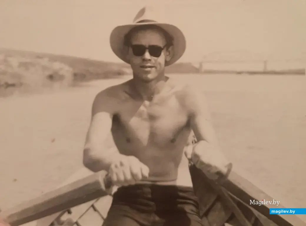 1960-е годы. Могилев, Днепр. На лодках катались рыбаки. Фото из архива Н.А. Федорович