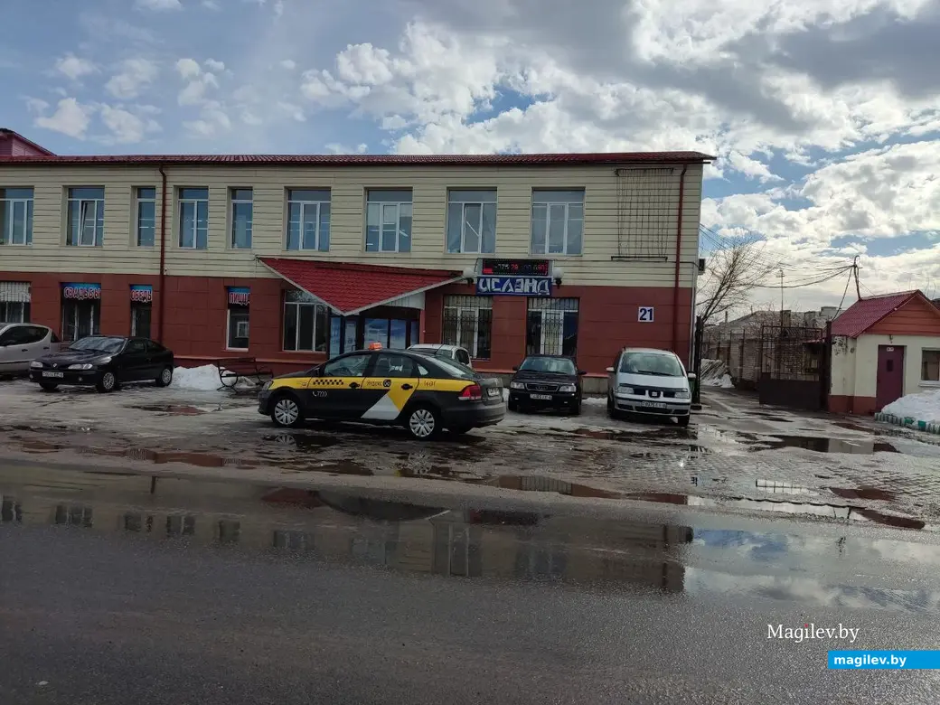 Кафе «Ислэнд» на ул. Островского. Могилев, 14.03.2023 г.