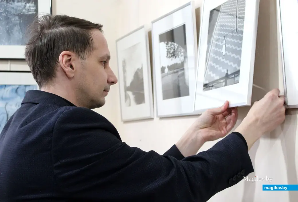 Выставка фотографий минчанина Вячеслава Дудоладова в Могилеве. Март 2023 года.