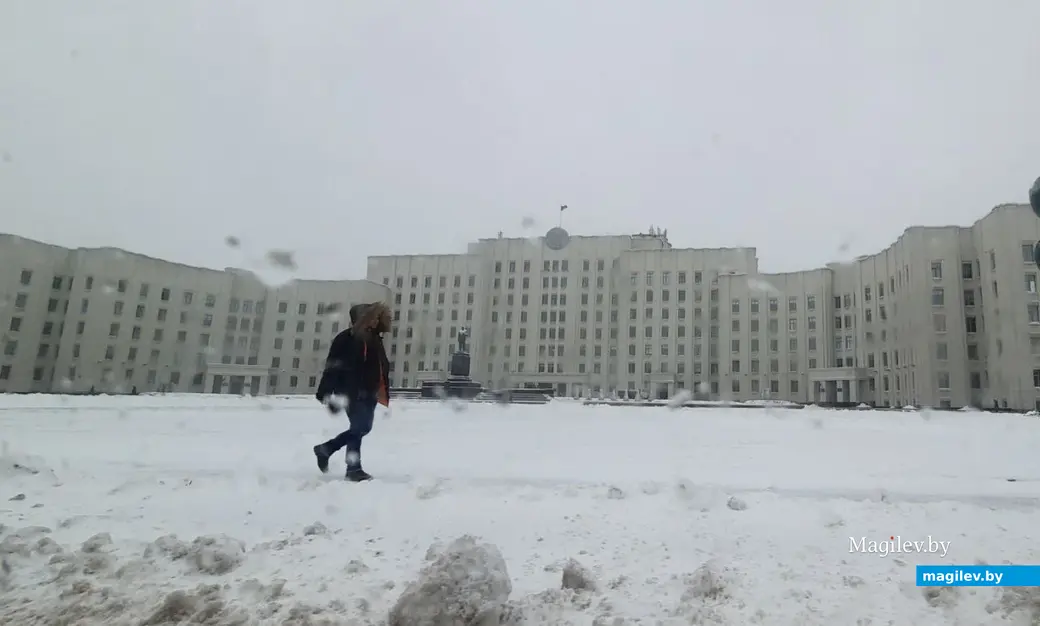 29.03.2023 г. Могилев засыпало снегом.