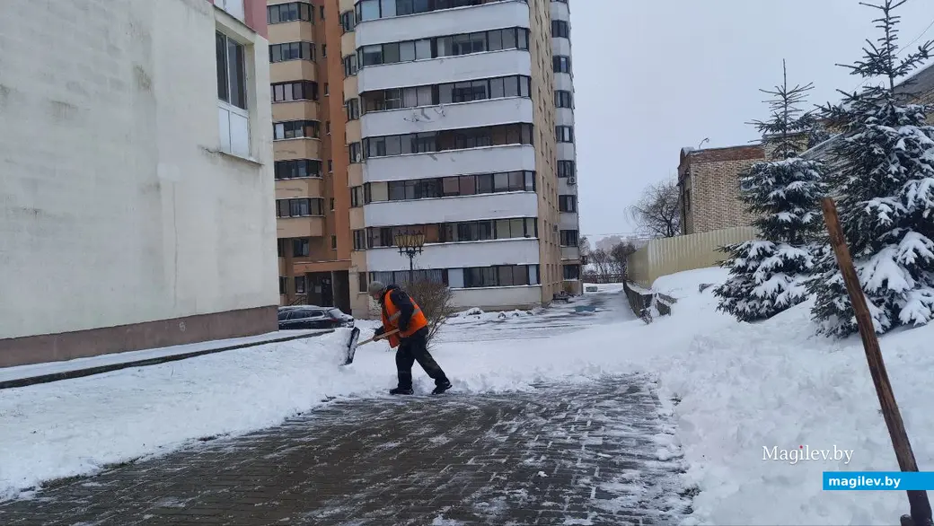 29.03.2023 г. Могилев засыпало снегом.