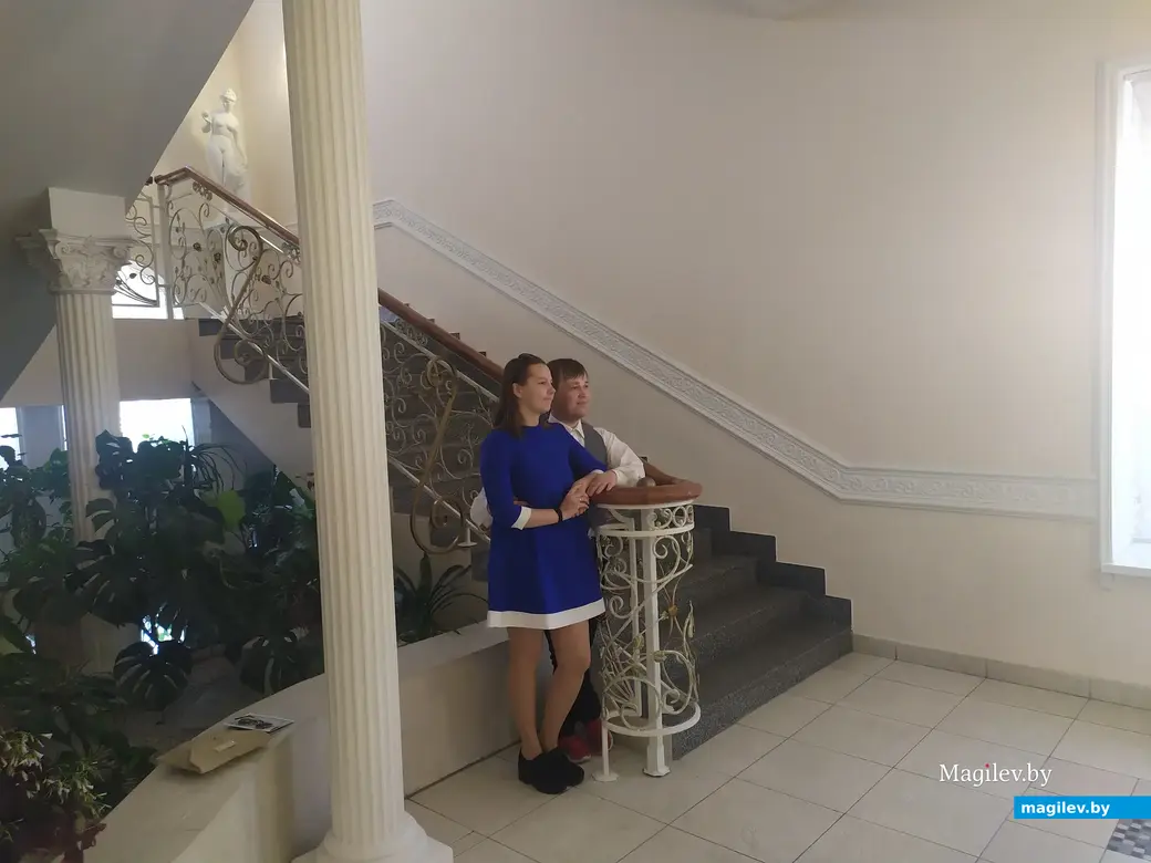 Загс, Могилев. 13.05.2023. Анна и Юрий Башковы. Знакомство с отцом девушки прошло волнительно для Юрия, но все окончилось хорошо.
