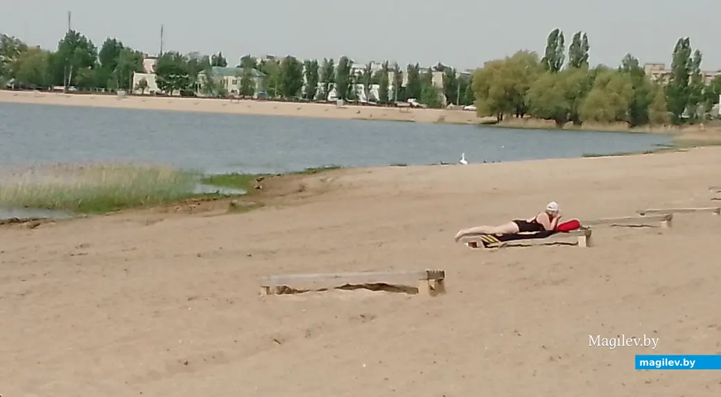 Пляж на Святом озере (Гребенеское водохранилище). Могилев, 17.05.2023 г.