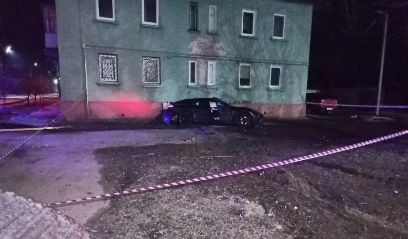 На месте смертельно ДТП на улице Строителей. Могилев, 20.03.2023 г. Фото: УГКСЭ по Могилевской области