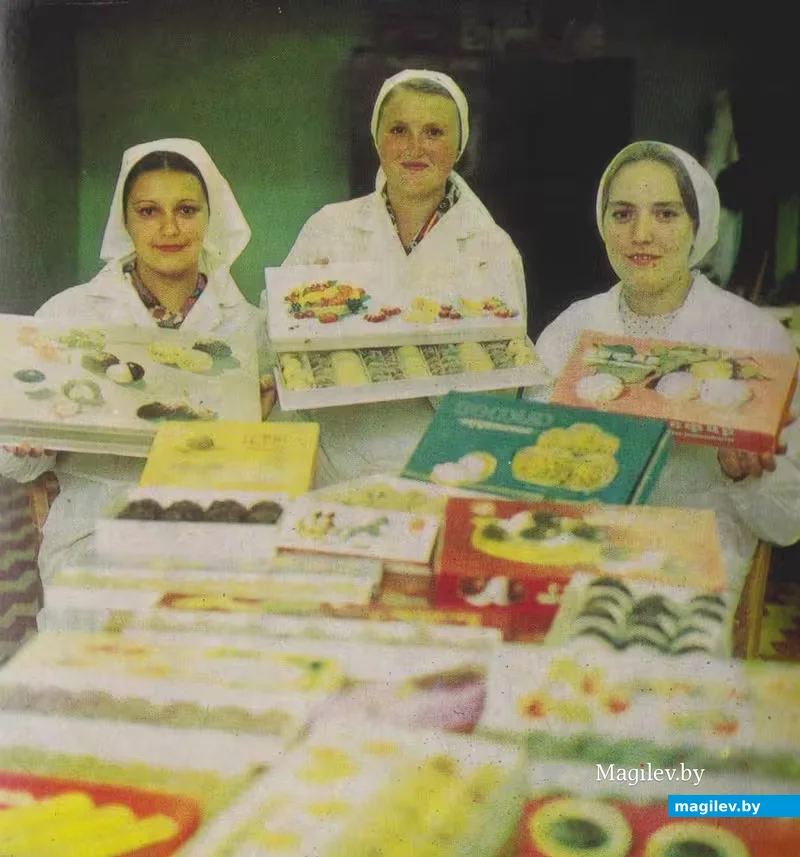 5. Книга «Бобруйск», 1978 год. Бобруйский зефир всегда был брэндом.