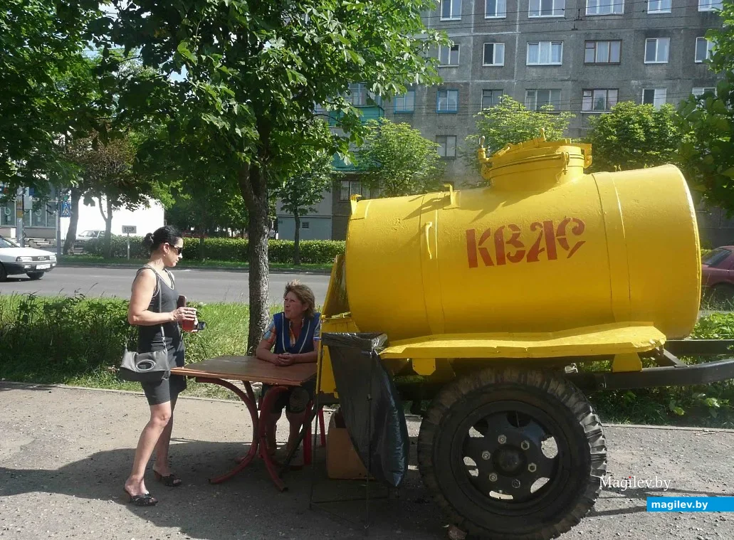 Бочковой квас производства завода напитков на улице Бобруйска. Фото из архива «ВБ»