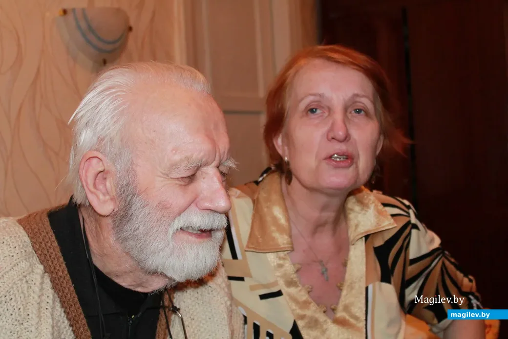 Мікалай Якаўлевіч з дачкой Наталляй. Мінск, 2014 год.