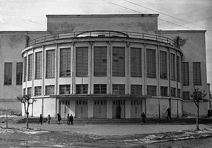 Заколдованный театр: то строился, то рушился. Истории театральной жизни в Бобруйске