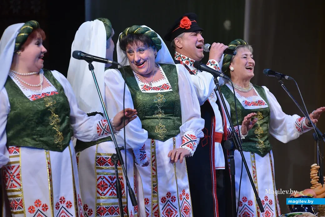 Ансамбль народной песни и музыки «Бабруйскія музыкі». Фото из архива редакции