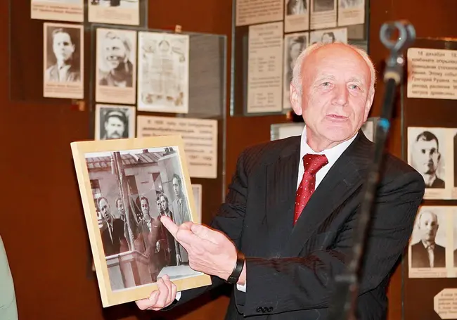 Александр Куличков, бывший председатель Могилевского облисполкома: «Пока живы наши родители, мы чувствуем себя детьми»