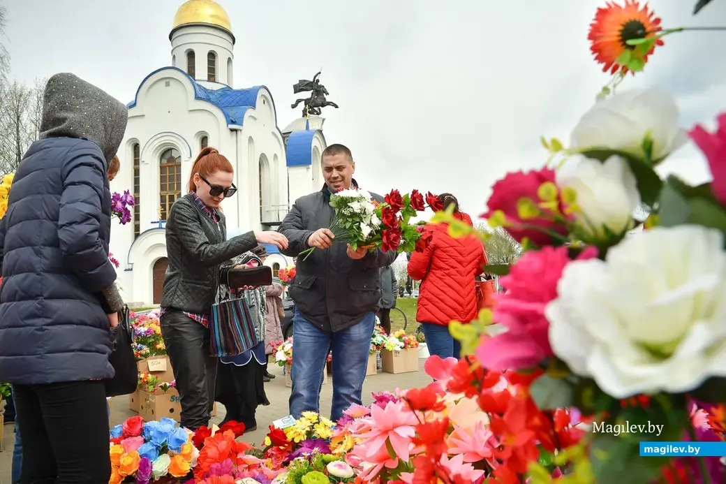 25.04.2017, Бобруйск. Радуница на Минском кладбище
