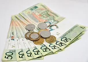 Могилевчанину пришлось уплатить в бюджет 12,8 тыс. рублей: налоговая заметила покупки машин