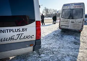 Маршрутчики предложили перевозить пассажиров стоя. Предложение рассмотрит Минтранс