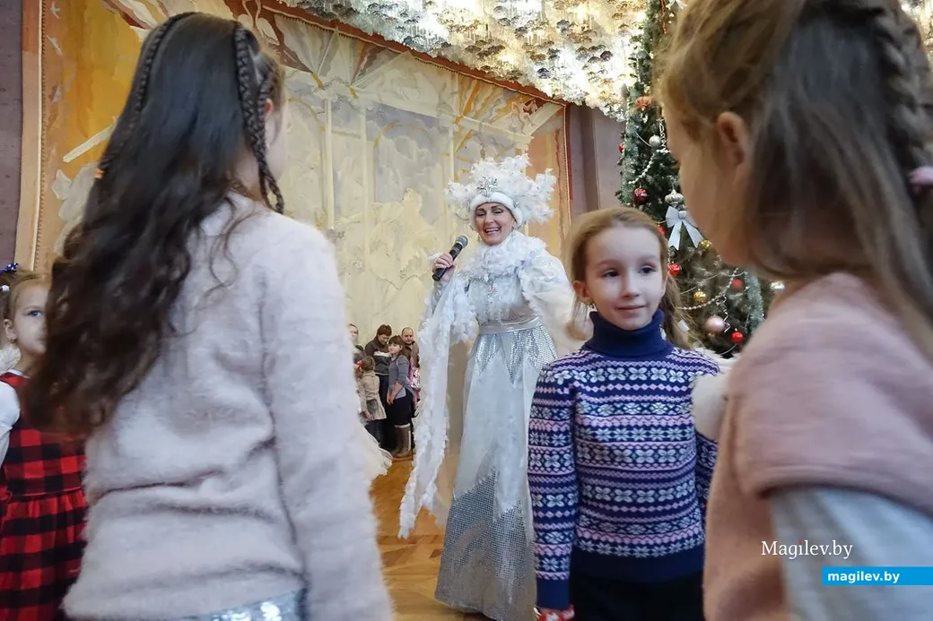 30.12.2018. Новогоднее представление в Могилевском театре драмы и комедии имени