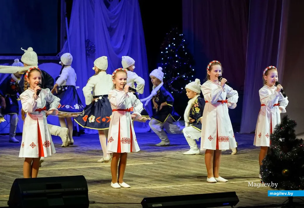 08.01.2019. Рождественский концерт школ искусств города Бобруйска «С радостью встречаем