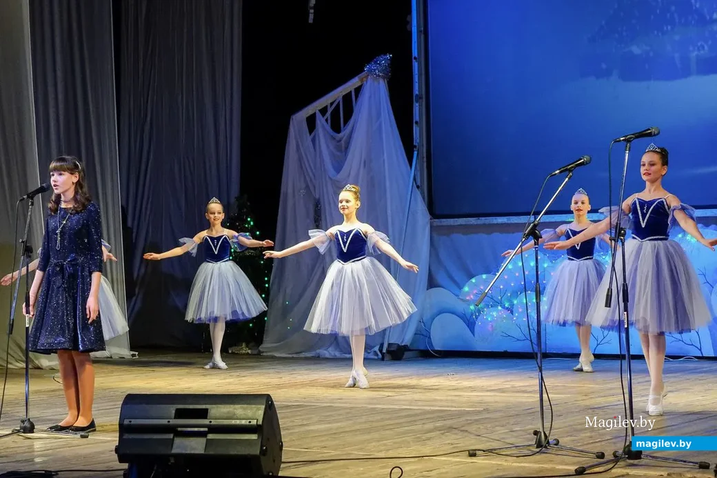 08.01.2019. Рождественский концерт школ искусств города Бобруйска «С радостью встречаем