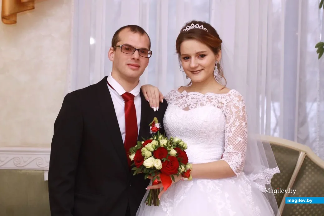 Полина Карташова и Георгий Лагун зарегистрировали свой брак 25 января