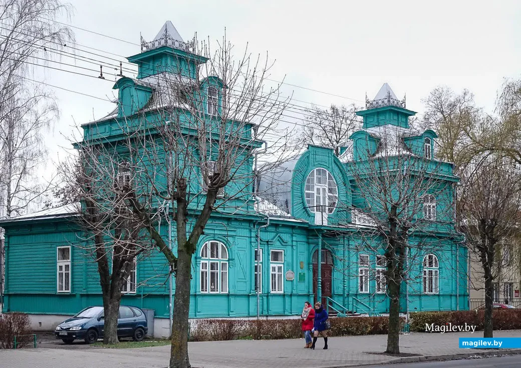 Бывший дом купчихи Кацнельсон.