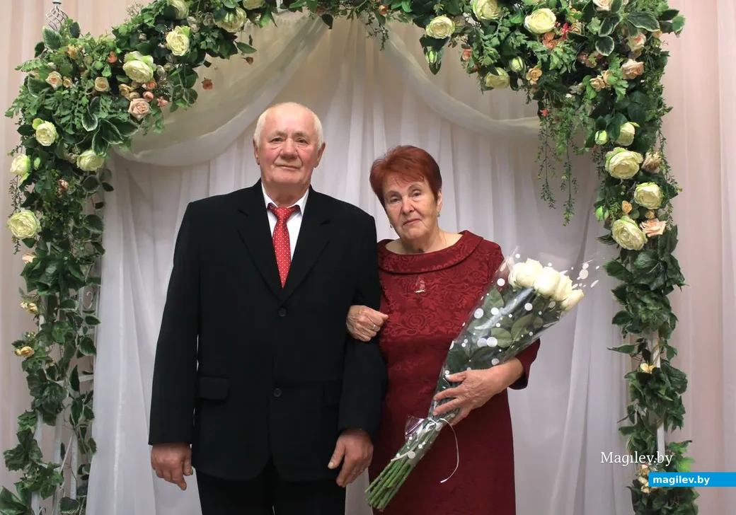 Виктор Митрофанович и Валентина Ивановна Марус.