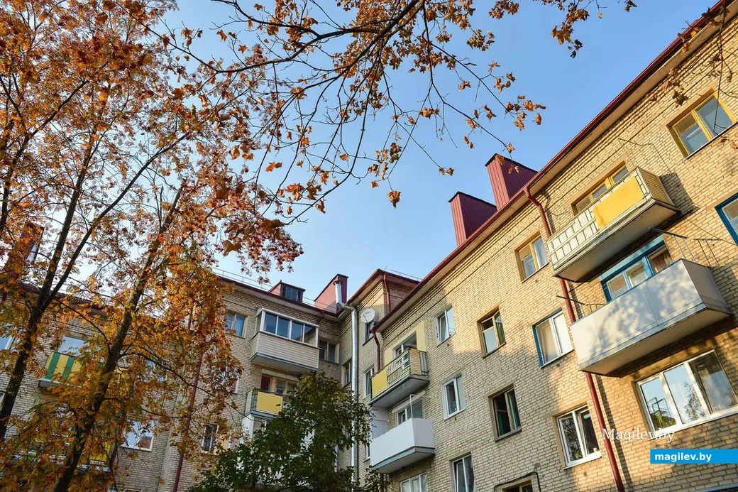19.10.2018. Жилые дома в районе площади имени В.И.Ленина