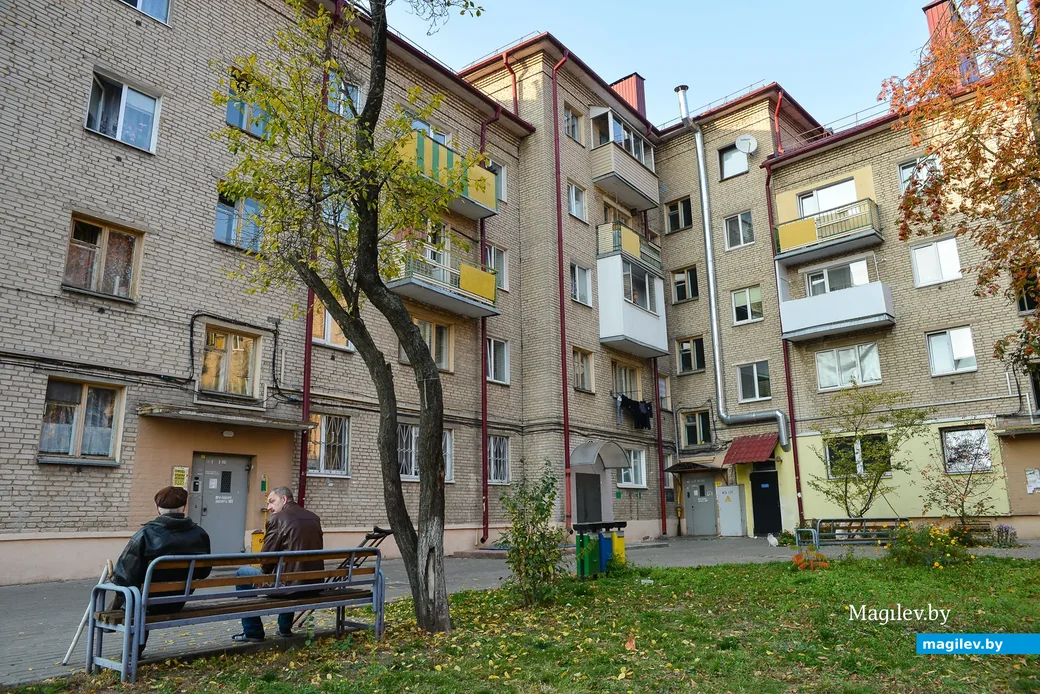 19.10.2018. Жилые дома в районе площади имени В.И.Ленина