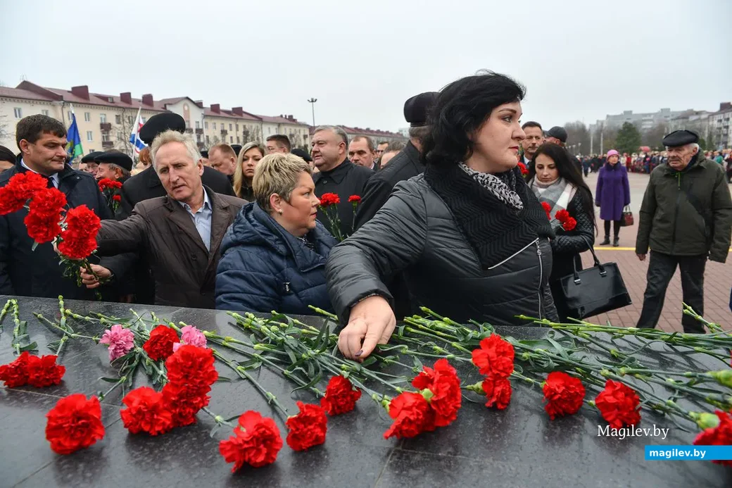 07.11.2018. Празднование 101-й годовщины Октябрьской революции на площади Ленина