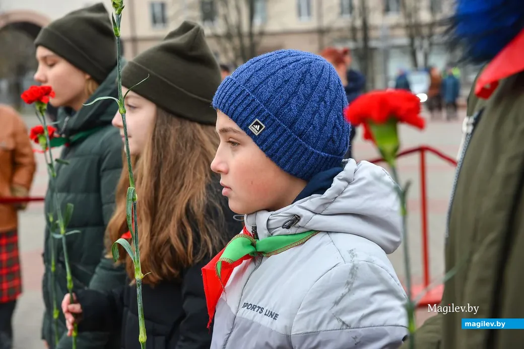 07.11.2018. Празднование 101-й годовщины Октябрьской революции на площади Ленина
