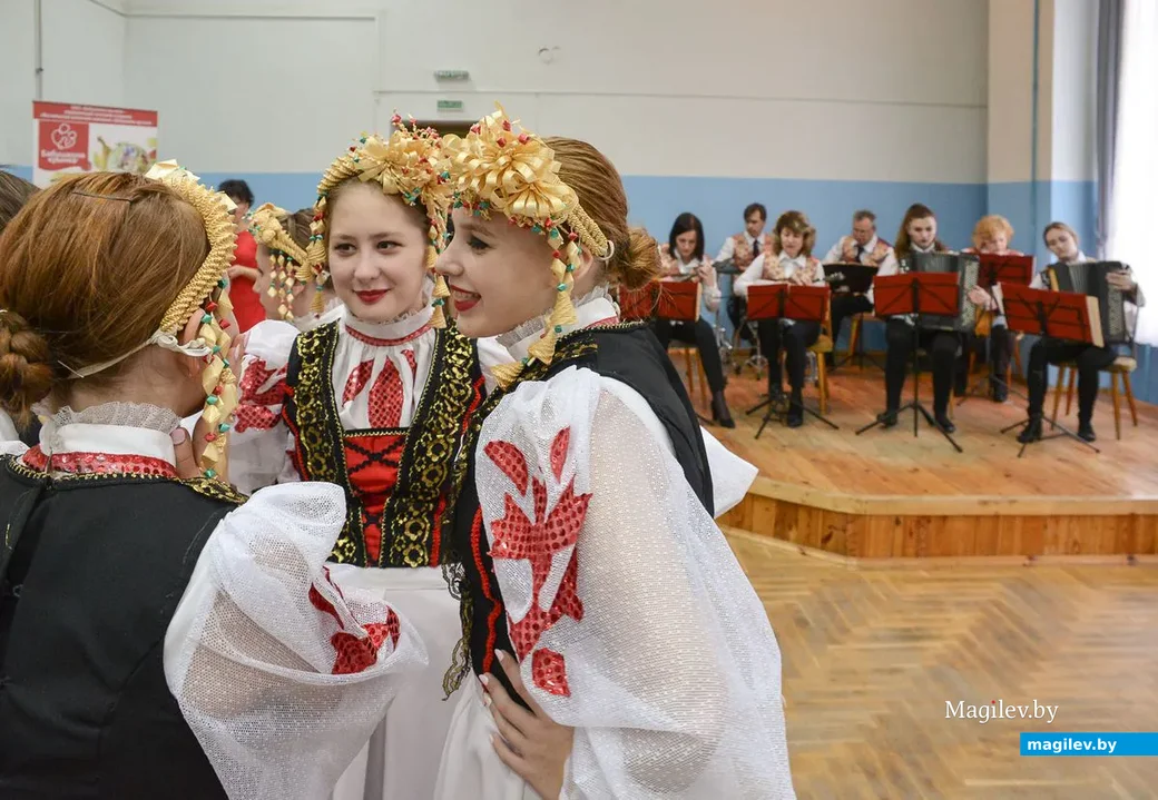 10.11.2018. Дожинки-2018 в Михалево, Бобруйский район.