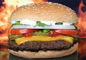 «Макдоналдс» временно закроет все рестораны в России