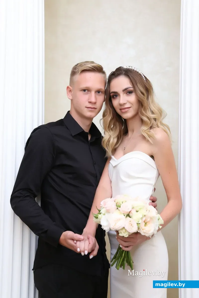 20-летние Ольга и Кирилл Ермаковичи узаконили свои отношения во Дворце гражданских обрядов