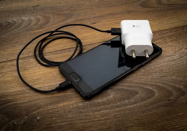 Познакомились на улице, пригласил в гости: в итоге могилевчанин лишился телефона