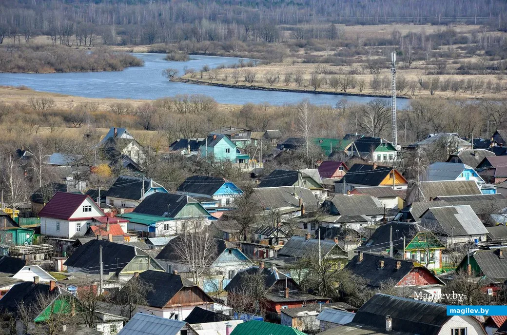 Вид с 18-го этажа на Назаровку.