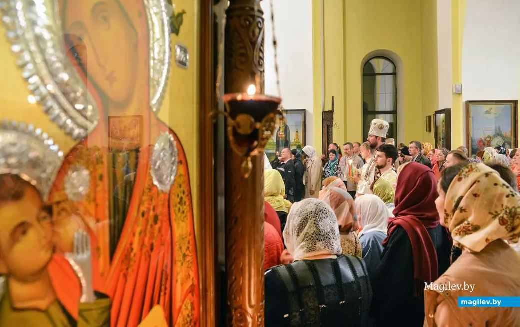 28.04.2019. Пасхальная служба в Бобруйском кафедральном Свято-Никольском соборе
