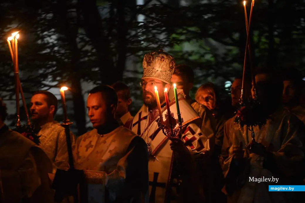 28.04.2019. Пасхальная служба в Бобруйском кафедральном Свято-Никольском соборе