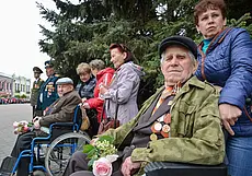 С 25 апреля в Беларуси начнут выплачивать матпомощь ветеранам ко Дню Победы. Кто и сколько получит?