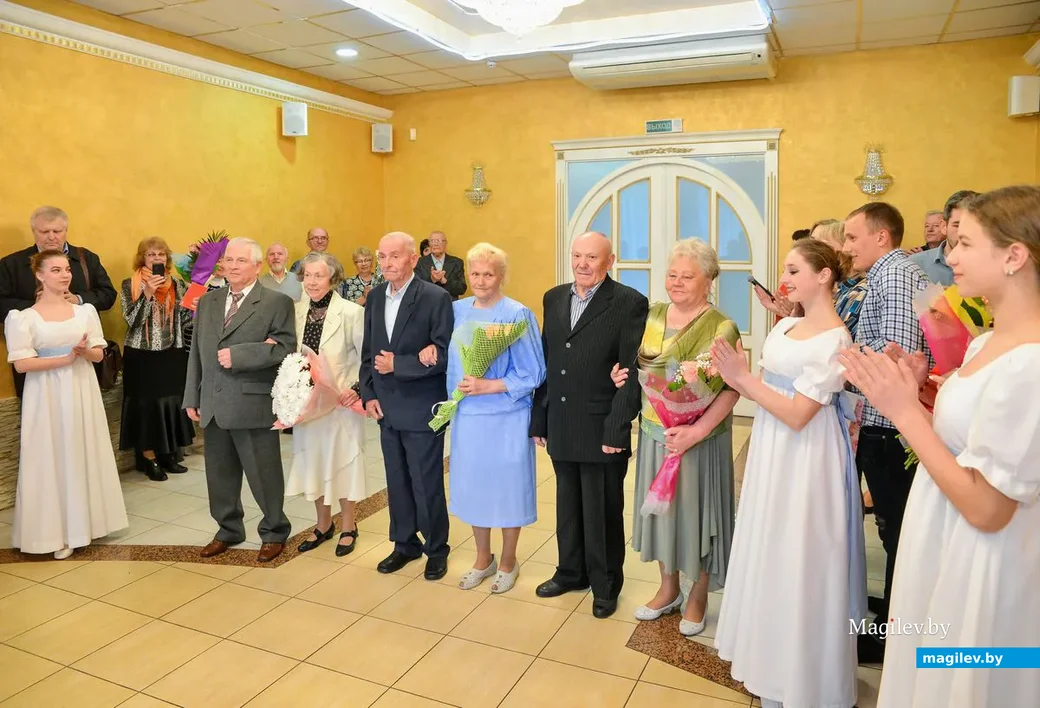 10.05.2019. Чествование бриллиантовых, изумрудных и золотых юбиляров в отделе загс Бобруйского