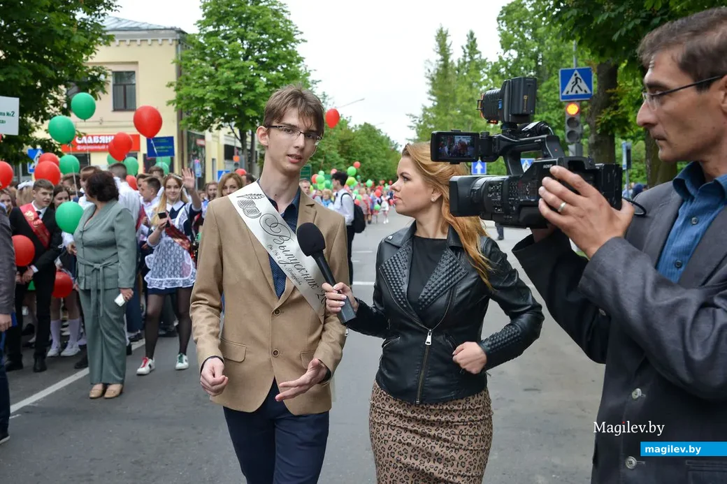 30.05.2019. Торжественное шествие выпускников школ и гимназий 2019 года