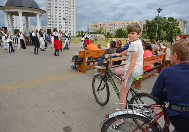 Скромное «Лето Первомайское-2019»: фоторепортаж из Молодежного парка