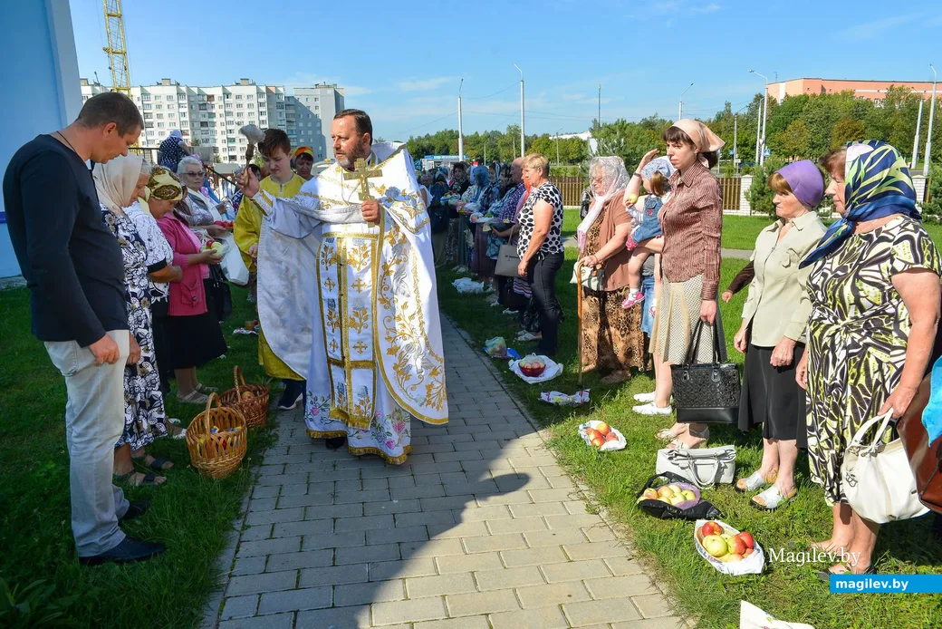 19.08.2019. Православные верующие отмечают праздник Преображения Господня (Яблочный Спас).