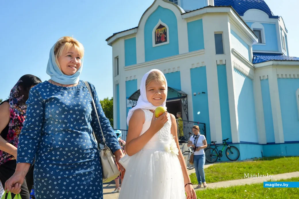 19.08.2019. Православные верующие отмечают праздник Преображения Господня (Яблочный Спас).