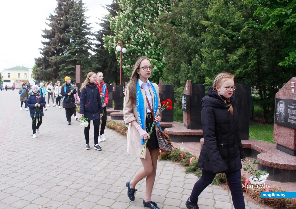22.05.2020. В Бобруйске прошла выставка юных художников студии «Радуга».