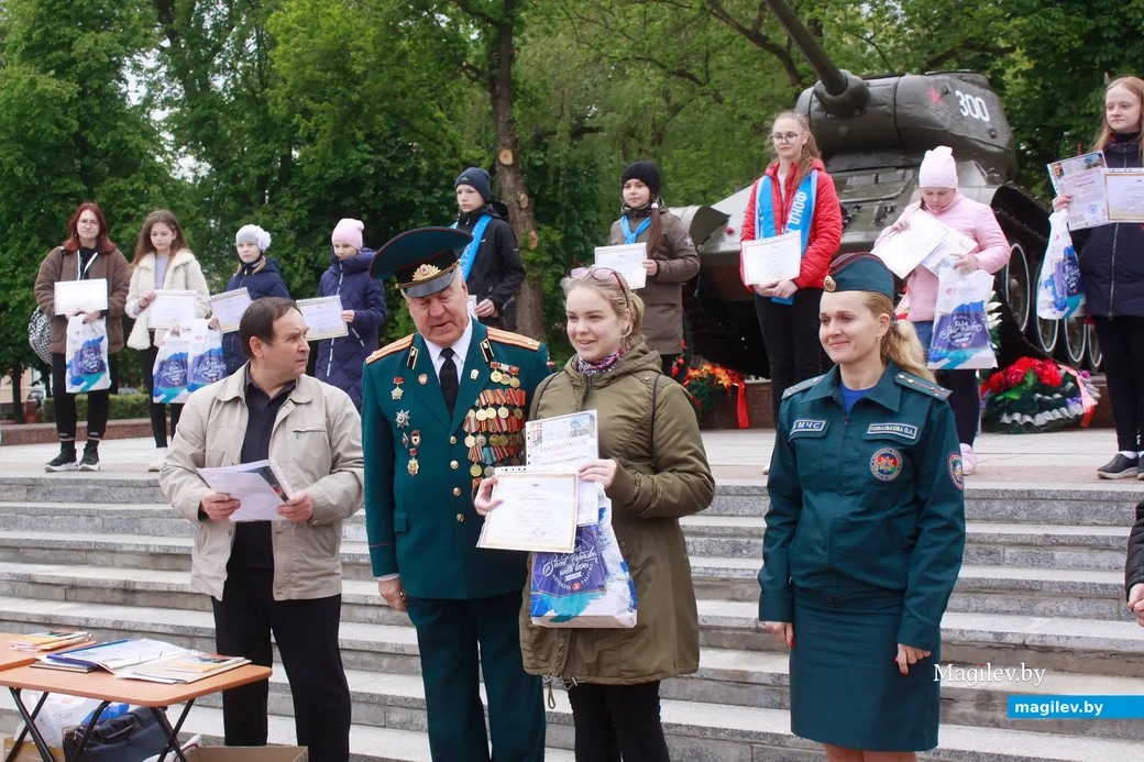 22.05.2020. В Бобруйске прошла выставка юных художников студии «Радуга».