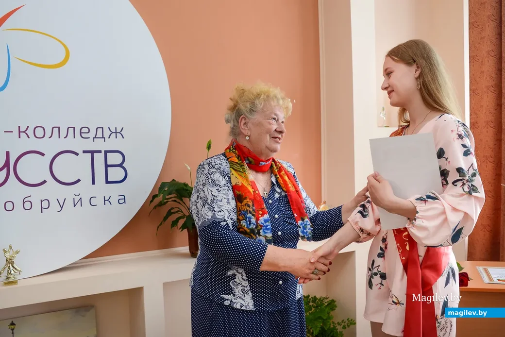 11.06.2020. Бобруйск, Могилевская область. Директор гимназии-колледжа искусств Клавдия Лукашевич
